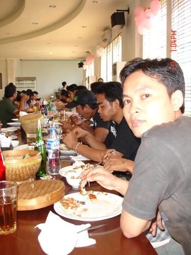 Outing Staff, bali indian restaurant, indian food restaurant in bali